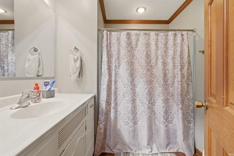 Tiny photo for 10496 N 200 W Road, Decatur, IN 46733 (MLS # 202625438)