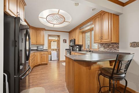 Tiny photo for 10496 N 200 W Road, Decatur, IN 46733 (MLS # 202625438)