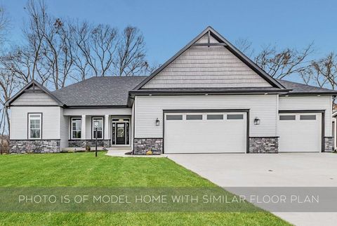 53433 Spring Blossom Court, South Bend, IN 46637 - #: 202515205