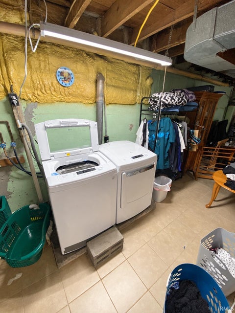 Tiny photo for 1107 S Webster Street, Kokomo, IN 46902 (MLS # 202643615)