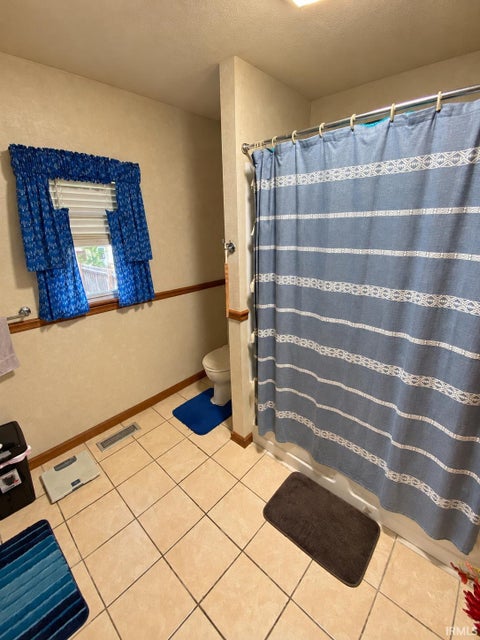 Tiny photo for 1107 S Webster Street, Kokomo, IN 46902 (MLS # 202643615)
