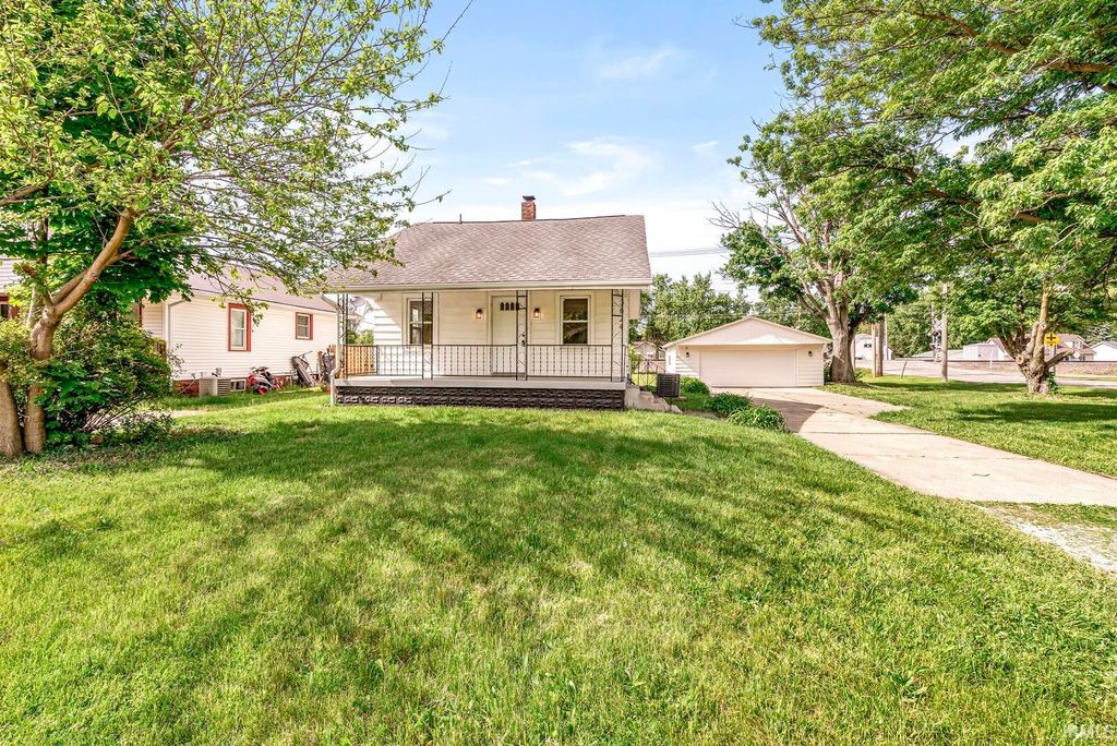 Photo of 3624 York Street, Mishawaka, IN 46544 (MLS # 202619778)