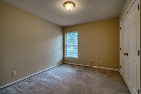 Tiny photo for 3014 Crescendo Court, Evansville, IN 47725 (MLS # 202637980)