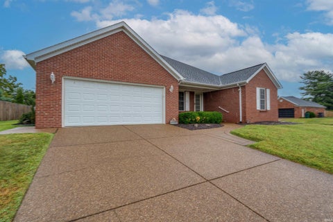 Tiny photo for 3014 Crescendo Court, Evansville, IN 47725 (MLS # 202637980)