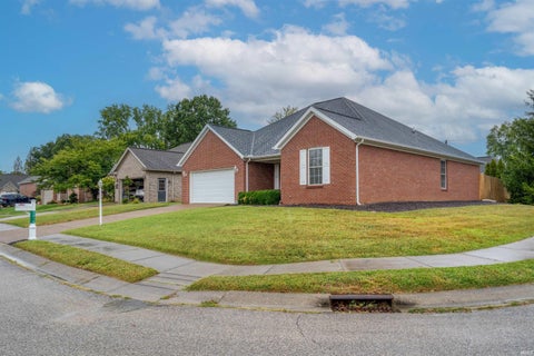 Tiny photo for 3014 Crescendo Court, Evansville, IN 47725 (MLS # 202637980)