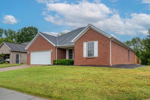 Tiny photo for 3014 Crescendo Court, Evansville, IN 47725 (MLS # 202637980)