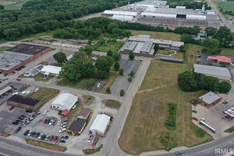Tiny photo for 1200 W Linden Avenue, Logansport, IN 46967 (MLS # 202526145)