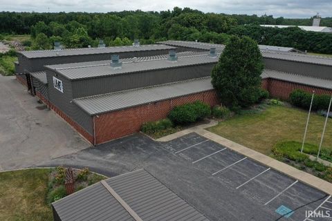 Tiny photo for 1200 W Linden Avenue, Logansport, IN 46967 (MLS # 202526145)