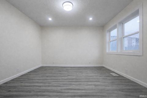 Tiny photo for 311 E Broadway Street, Kokomo, IN 46901 (MLS # 202607392)