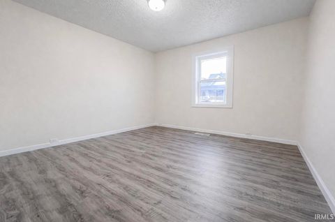 Tiny photo for 311 E Broadway Street, Kokomo, IN 46901 (MLS # 202607392)