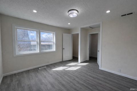 Tiny photo for 311 E Broadway Street, Kokomo, IN 46901 (MLS # 202607392)