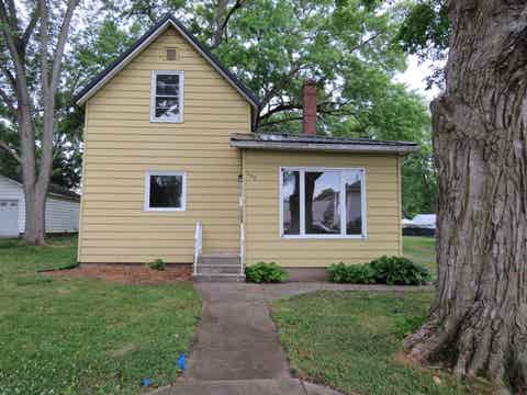 Photo for 458 N Clark Street