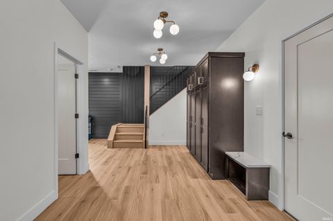 Tiny photo for 289 S 8Th Street, Lafayette, IN 47901 (MLS # 202612327)