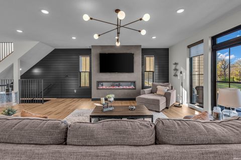 Tiny photo for 289 S 8Th Street, Lafayette, IN 47901 (MLS # 202612327)