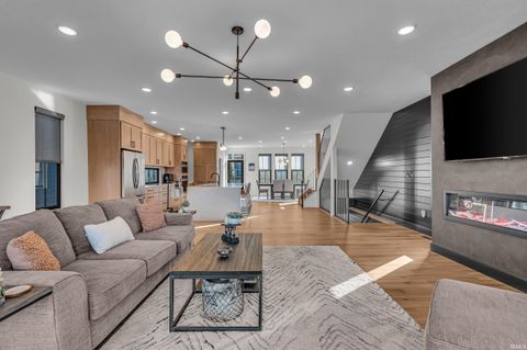 Tiny photo for 289 S 8Th Street, Lafayette, IN 47901 (MLS # 202612327)