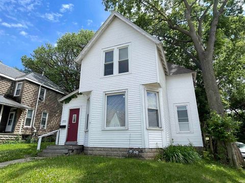 Photo of 1833 Salem Street, Lafayette, IN 47904 (MLS # 202621064)