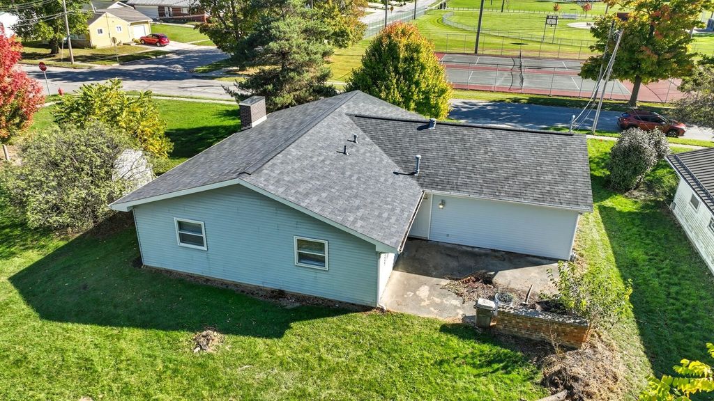 Photo of 508 Euclid Avenue, Angola, IN 46703 (MLS # 202542317)