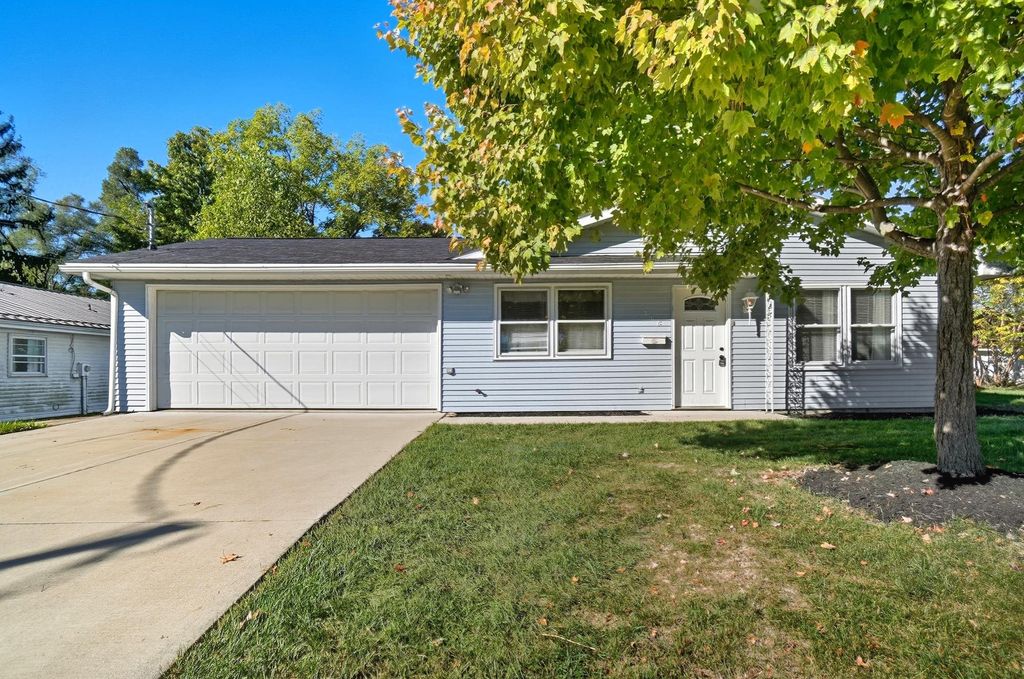 Photo of 508 Euclid Avenue, Angola, IN 46703 (MLS # 202542317)
