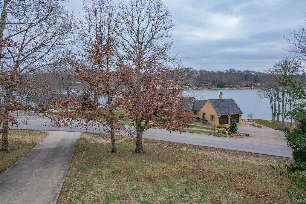 Photo of 360 W Evergreen Plaza S Plz, Santa Claus, IN 47579 (MLS # 202549897)