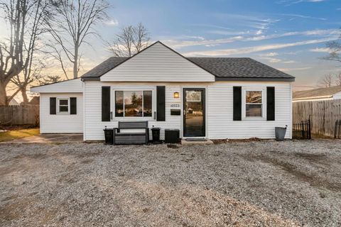 Photo of 1021 Columbus Boulevard, Kokomo, IN 46901 (MLS # 202610486)