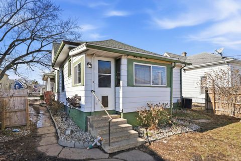 Tiny photo for 1607 N 13th Street, Lafayette, IN 47904 (MLS # 202604790)