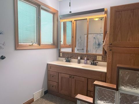 Tiny photo for 1422 W Carter Street, Kokomo, IN 46901 (MLS # 202616304)