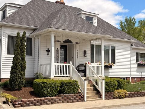 Photo of 1422 W Carter Street, Kokomo, IN 46901 (MLS # 202616304)