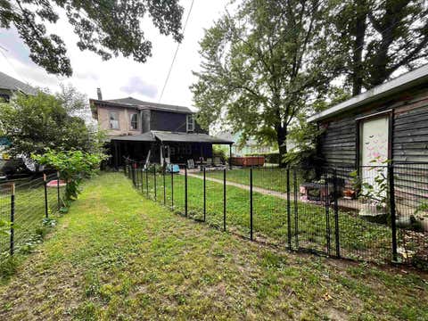 Tiny photo for 1318 E Broadway, Logansport, IN 46947 (MLS # 202628667)