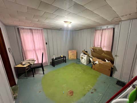Tiny photo for 1318 E Broadway, Logansport, IN 46947 (MLS # 202628667)