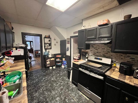 Tiny photo for 1318 E Broadway, Logansport, IN 46947 (MLS # 202628667)