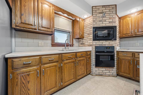 Tiny photo for 322 E 24th Street, Ferdinand, IN 47532 (MLS # 202635229)