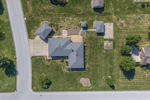 Tiny photo for 322 E 24th Street, Ferdinand, IN 47532 (MLS # 202635229)