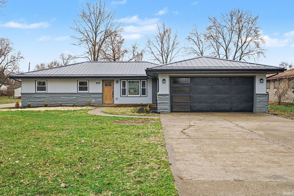 Photo of 28880 County Road 16, Elkhart, IN 46516 (MLS # 202608082)