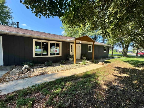 Photo of 2283 W Maple Drive, Peru, IN 46970 (MLS # 202638612)