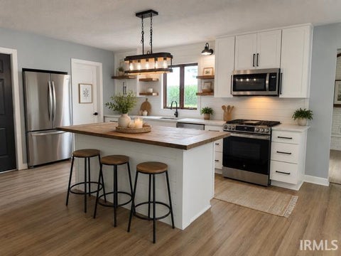Tiny photo for 2283 W Maple Drive, Peru, IN 46970 (MLS # 202638612)