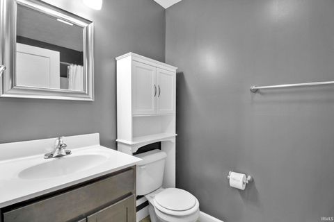 Tiny photo for 407 E VAILE Avenue, Kokomo, IN 46901 (MLS # 202611343)