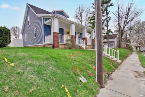 Tiny photo for 407 E VAILE Avenue, Kokomo, IN 46901 (MLS # 202611343)