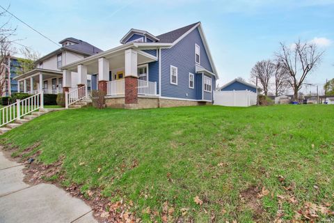 Tiny photo for 407 E VAILE Avenue, Kokomo, IN 46901 (MLS # 202611343)