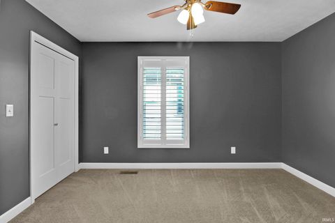 Tiny photo for 407 E VAILE Avenue, Kokomo, IN 46901 (MLS # 202611343)