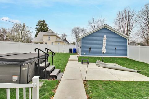 Tiny photo for 407 E VAILE Avenue, Kokomo, IN 46901 (MLS # 202611343)