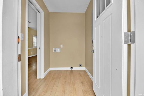 Tiny photo for 407 E VAILE Avenue, Kokomo, IN 46901 (MLS # 202611343)