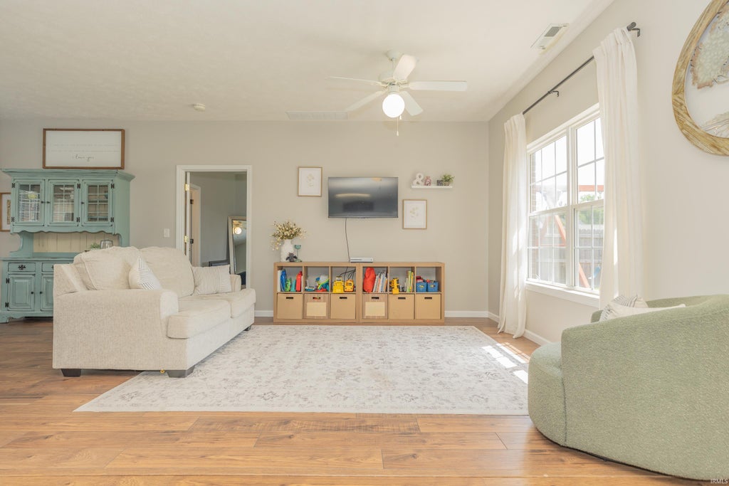 Photo of 5961 Bryanna Court, Newburgh, IN 47630 (MLS # 202634194)