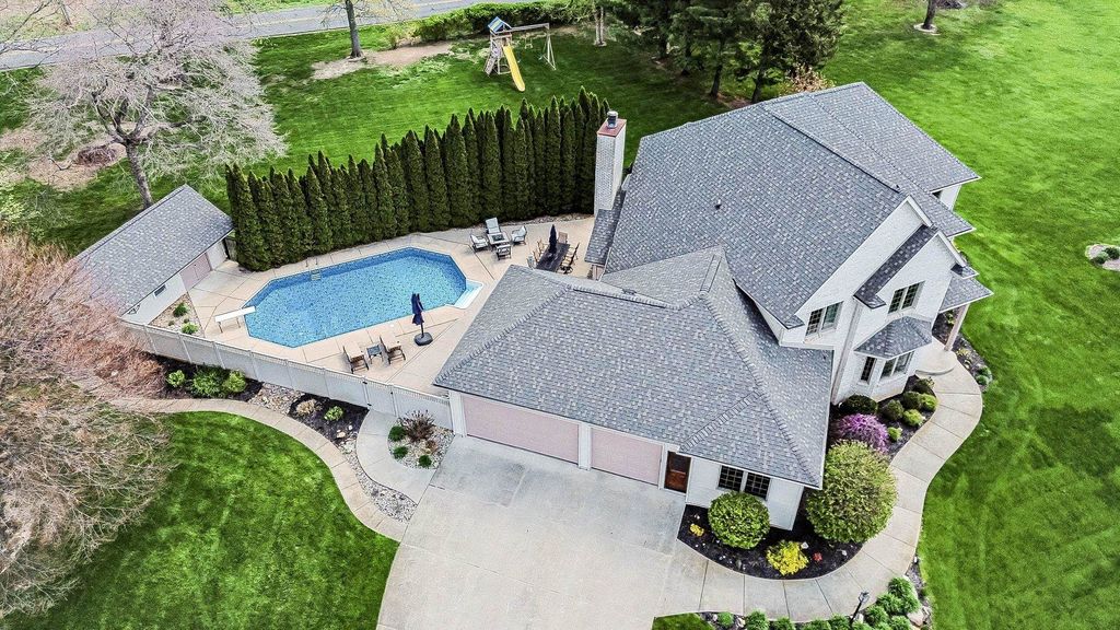 Photo of 58590 Glenriver Drive, Goshen, IN 46528 (MLS # 202614665)