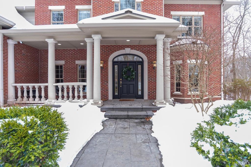 Photo of 4400 S Inverness Crest, Bloomington, IN 47401 (MLS # 202604511)