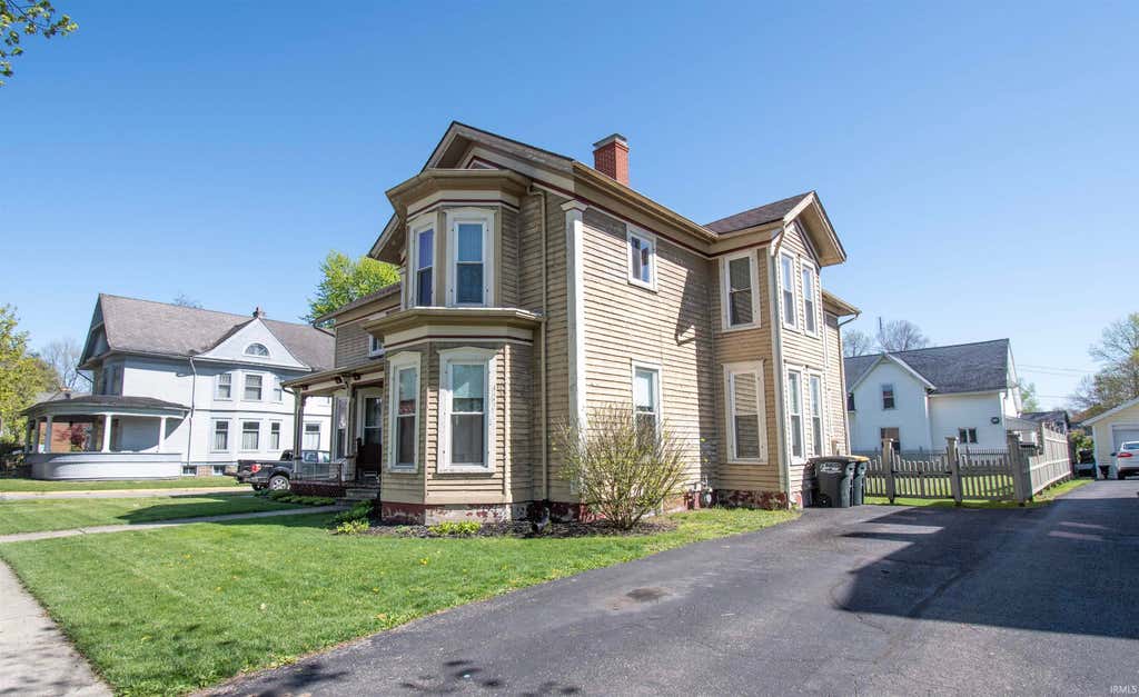 Photo of 230 E Diamond Street, Kendallville, IN 46755 (MLS # 202628676)