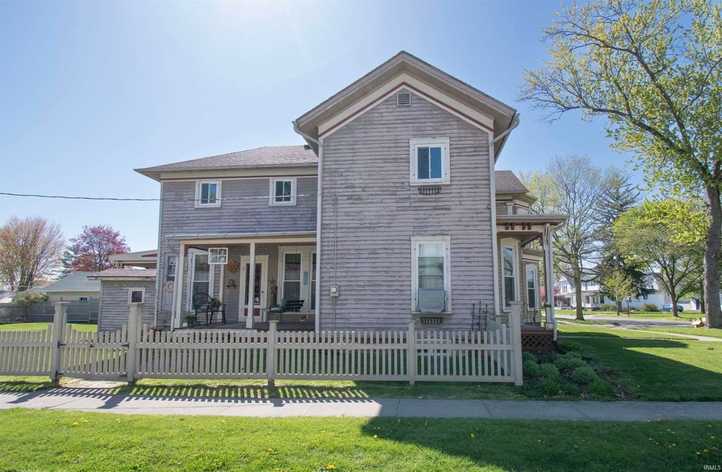 Photo of 230 E Diamond Street, Kendallville, IN 46755 (MLS # 202628676)
