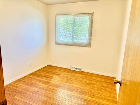 Tiny photo for 1214 Rochester Boulevard, Rochester, IN 46975 (MLS # 202617084)
