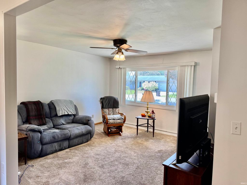 Photo of 1214 Rochester Boulevard, Rochester, IN 46975 (MLS # 202617084)