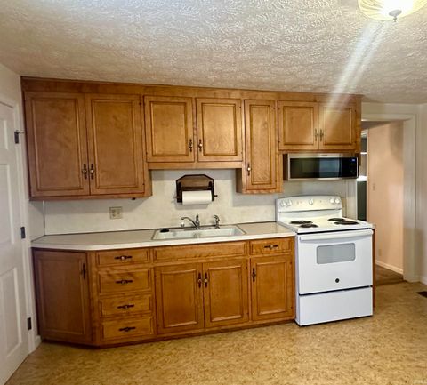 Tiny photo for 205 E Franklin Street, Delphi, IN 46923 (MLS # 202548183)