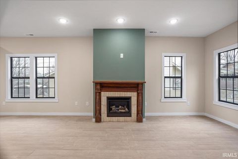 Tiny photo for 124 S 7th Street, Lafayette, IN 47901 (MLS # 202543486)